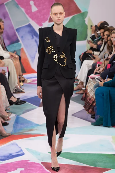 Look 1